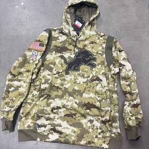 Men’s Nike DETROIT LIONS Camouflage Hoodie with NFL Logo.